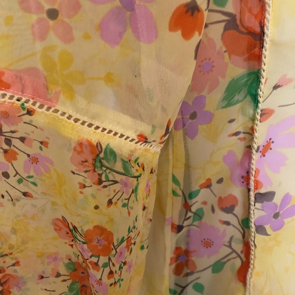 Selena Gomez Dream Out Loud floral sheer - Picture 10 of 10